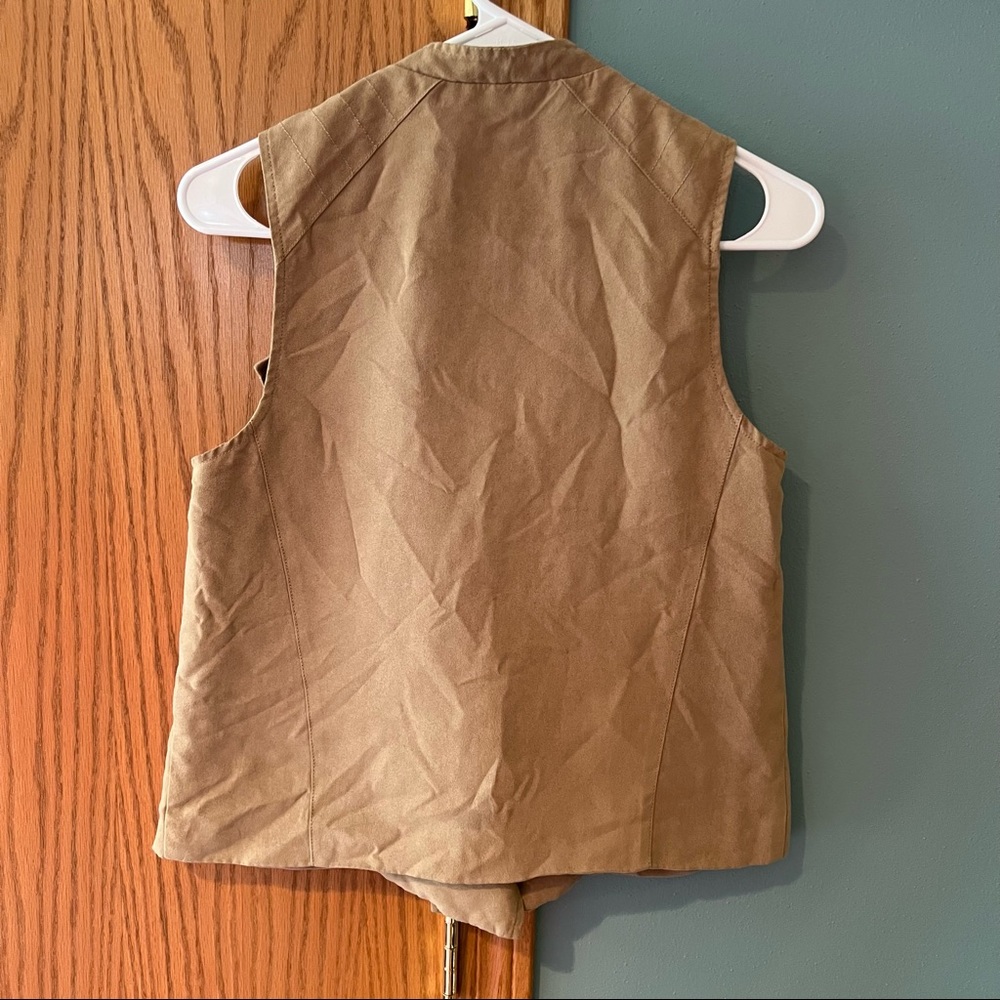 Jack by BB Dakota Faux Suede Tan Vest Size XS Western Moto Layers Fall Drape - Picture 11 of 14